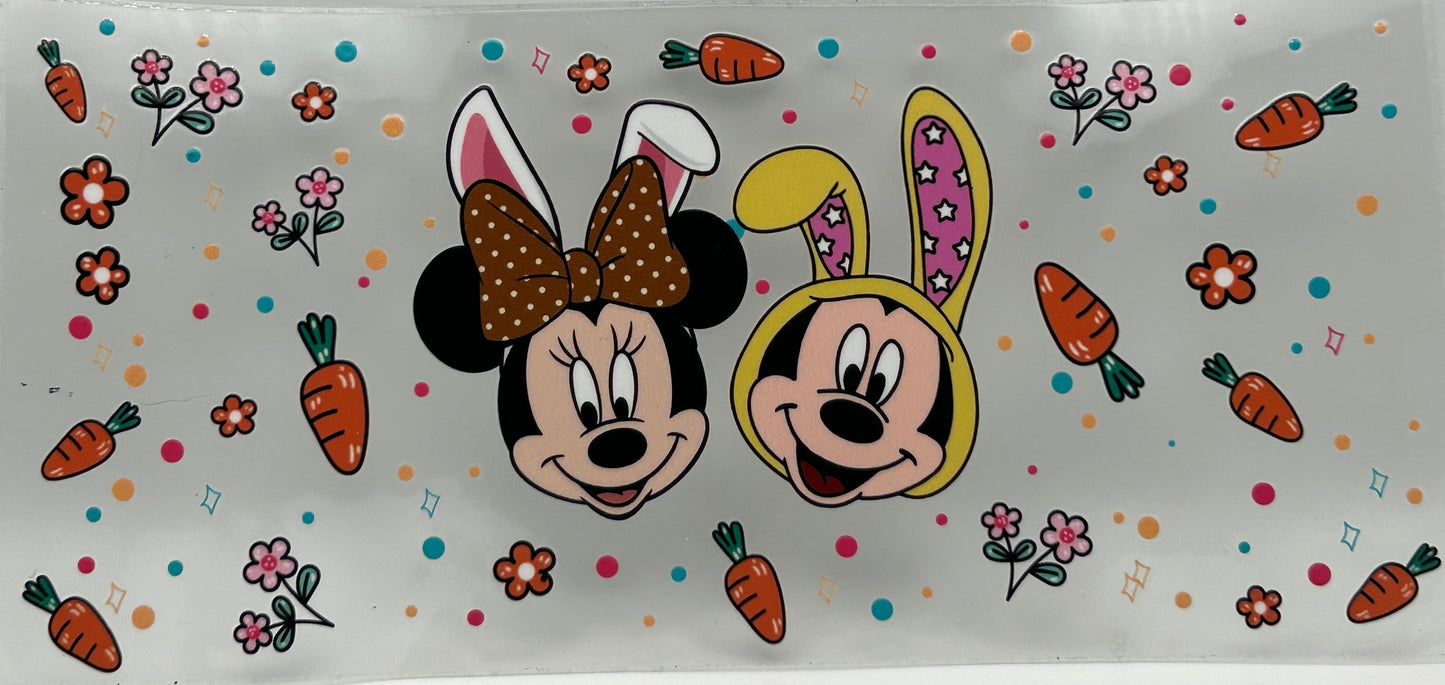 Minnie and Mickey with carrots